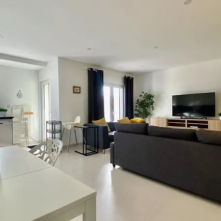 Apartment The Sunny Dune - Luxury W/ Pool & Private Terrace Ferrel (Leiria)