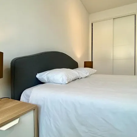 The Sunny Dune - Luxury W/ Pool & Private Terrace Apartment